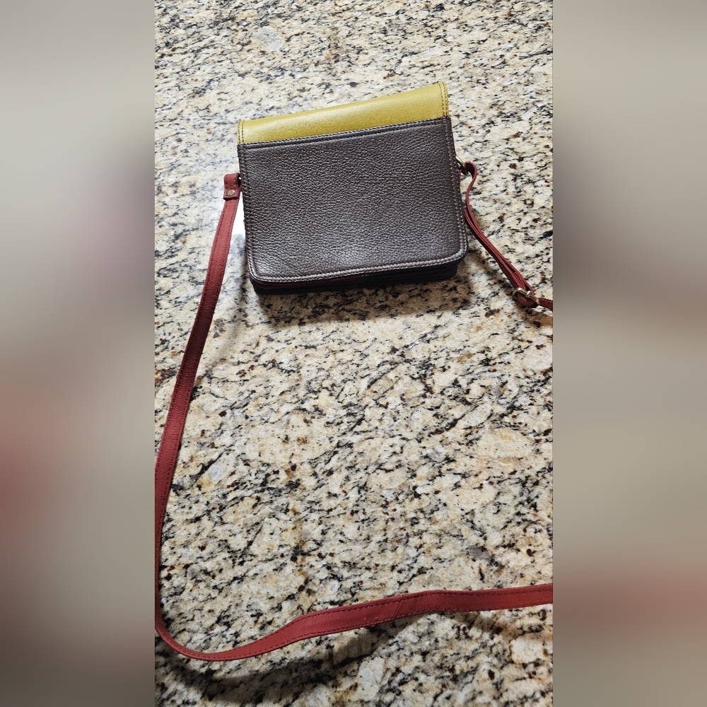 Soruka Unique recycled leather crossbody bag in a Orange and yellow- - Picture 8 of 16
